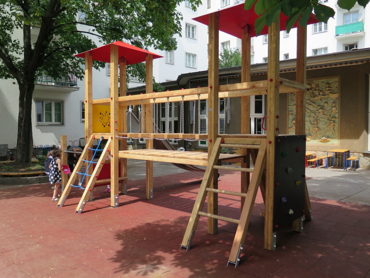Doppelturmanlage Gudrun für Spielplätze für Kinder kaufen