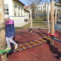 Kleinkinder Kletterdschungel Lina im Kindergarten kaufen
