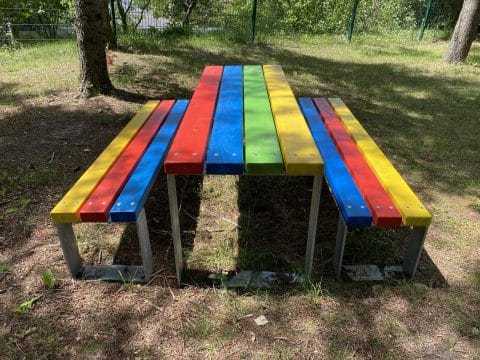 Sitzgruppe Rainbow für Kleinkinder im Wald kaufen