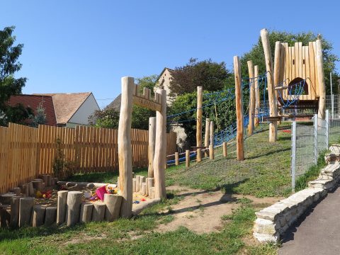neuer Spielplatz von FREISPIEL in Falkenstein