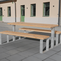 Tisch Bank Kombination mit verzinktem Rahmen und Lärchenholzbretter
