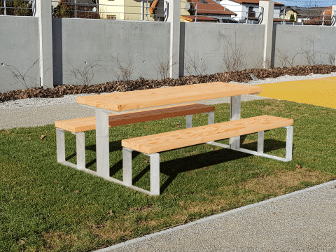 Tisch Bank Kombination aus Lärchenholz für Kinder